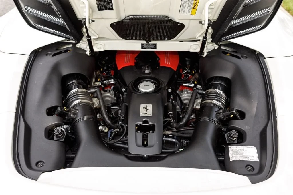 2019 Ferrari 488 Spider, 20/20