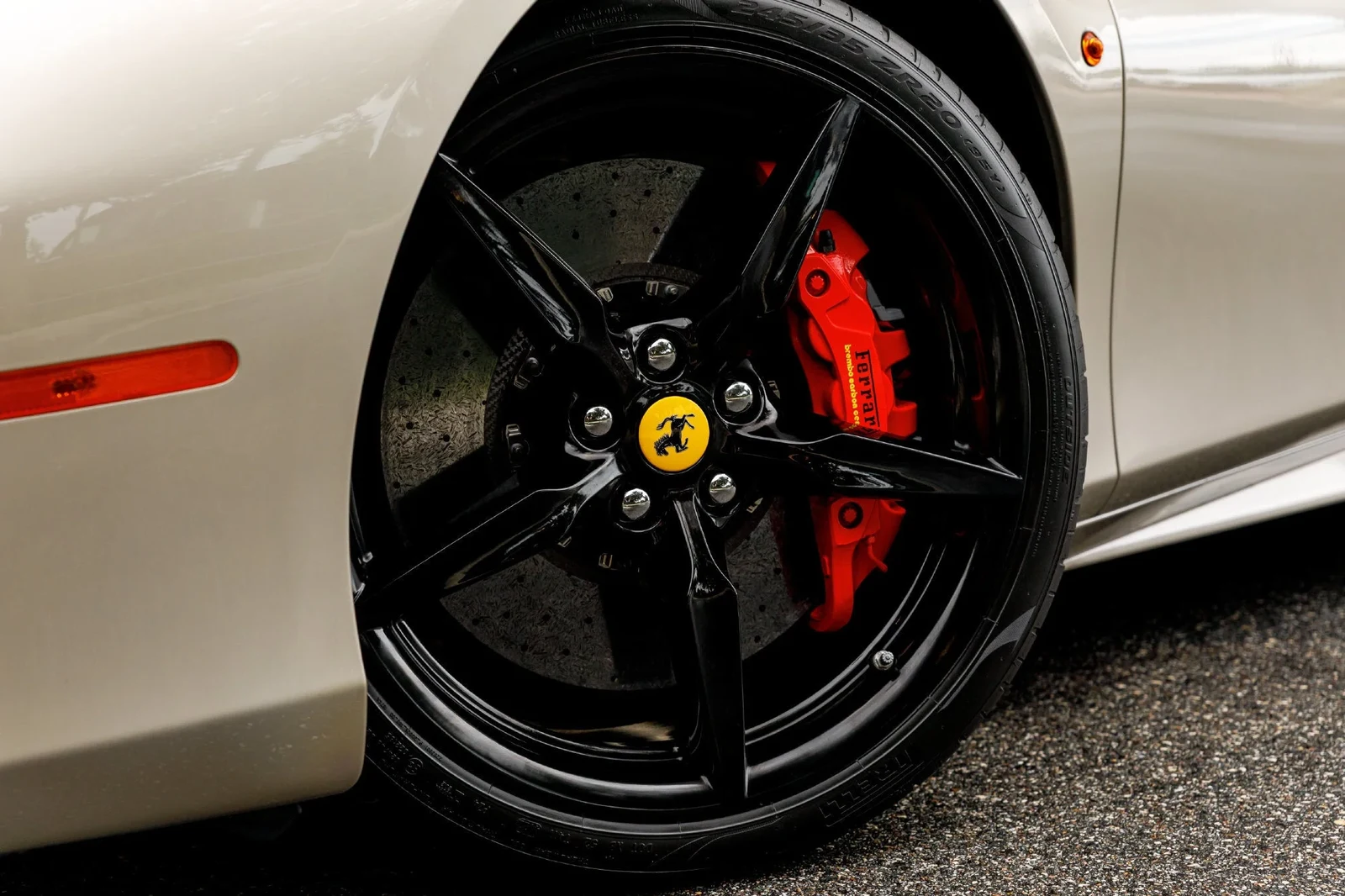 2018 Ferrari 488 Spider, 11/20
