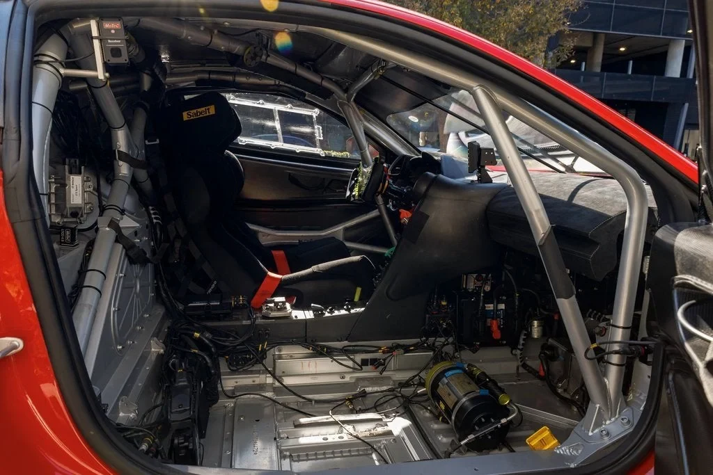 2019 Ferrari 488 GT3, 17/20