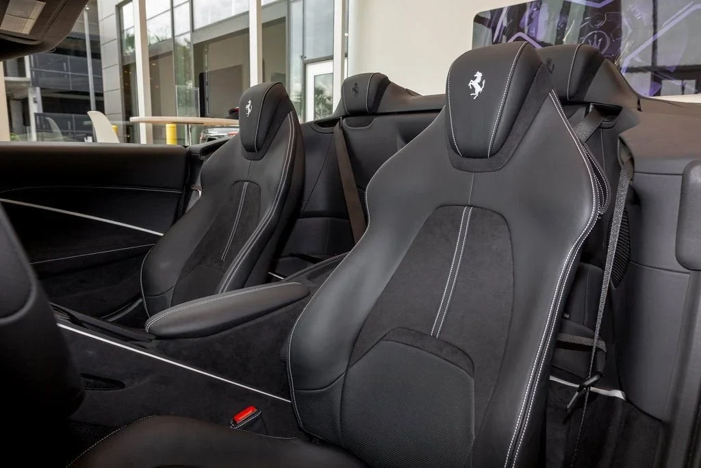 2024 Ferrari Roma Spider, 17/20