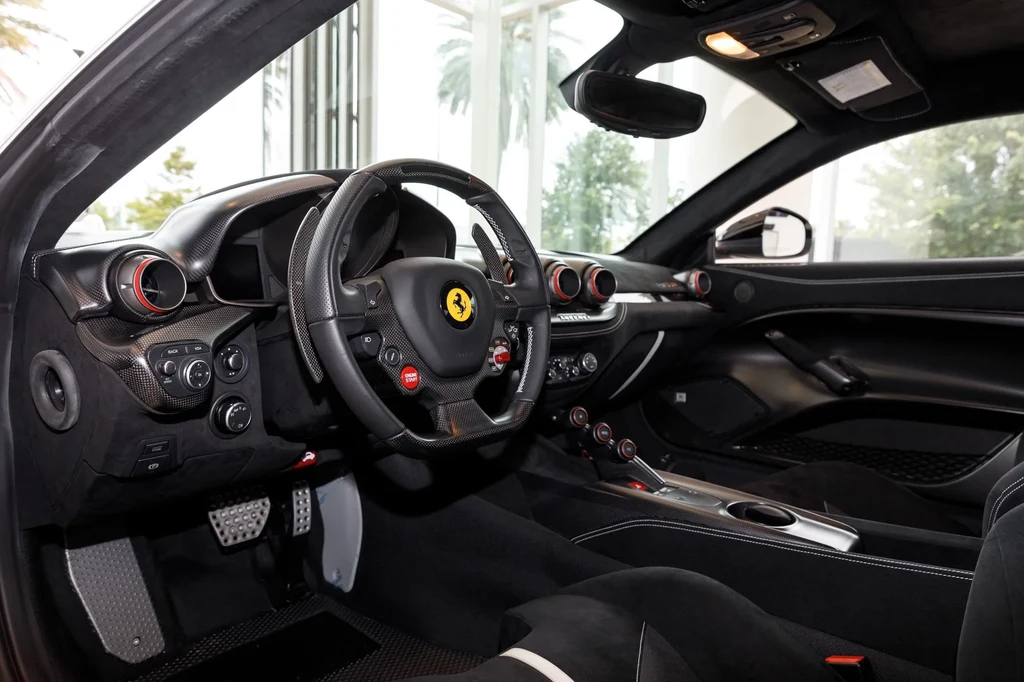 2017 Ferrari F12tdf, 9/20