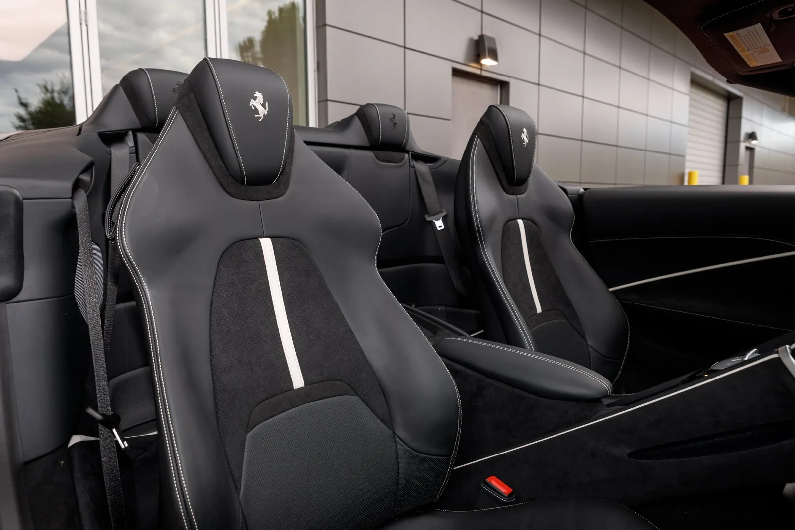 2026 Ferrari Roma Spider, 11/20