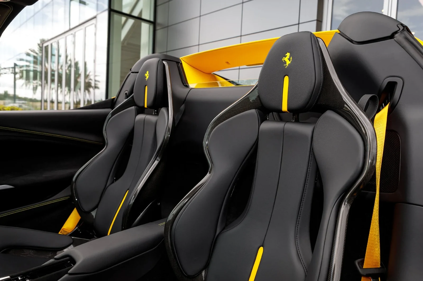 2025 Ferrari 296 GTS, 10/20