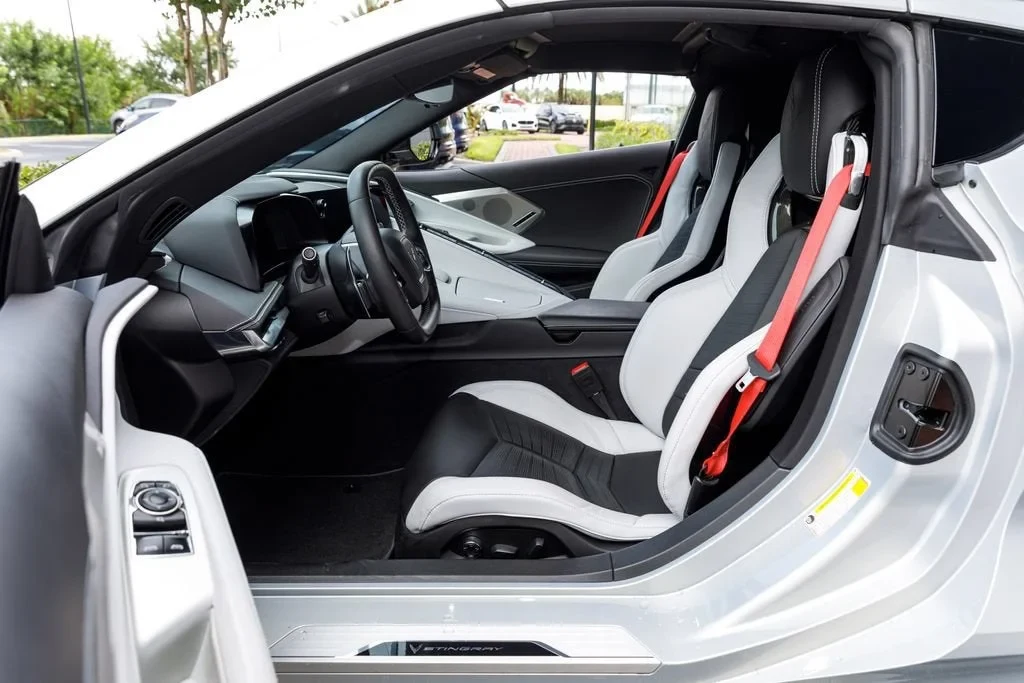 2021 Chevrolet Corvette C8 Stingray, 20/20