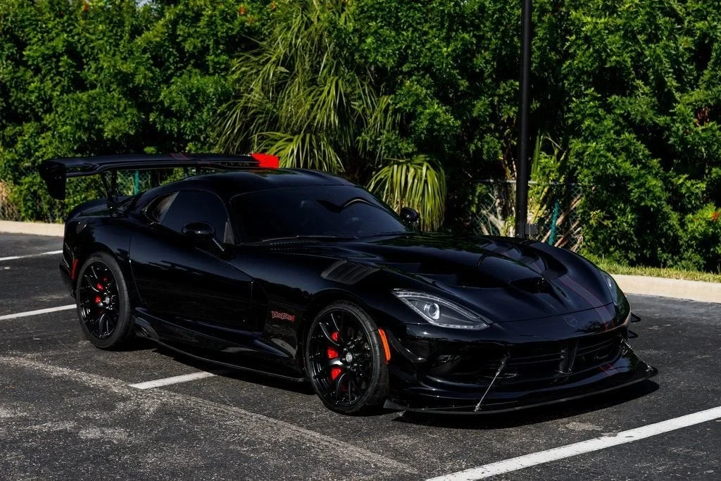 2017 Dodge Viper GTC, 2/20