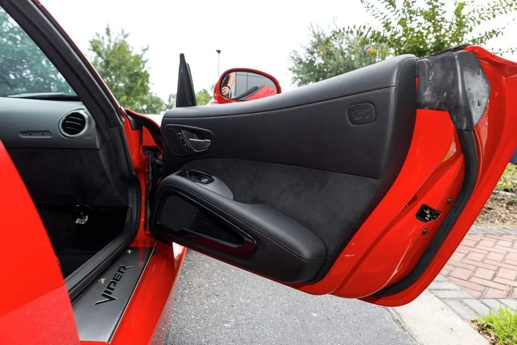 2017 Dodge Viper GTC, 13/20