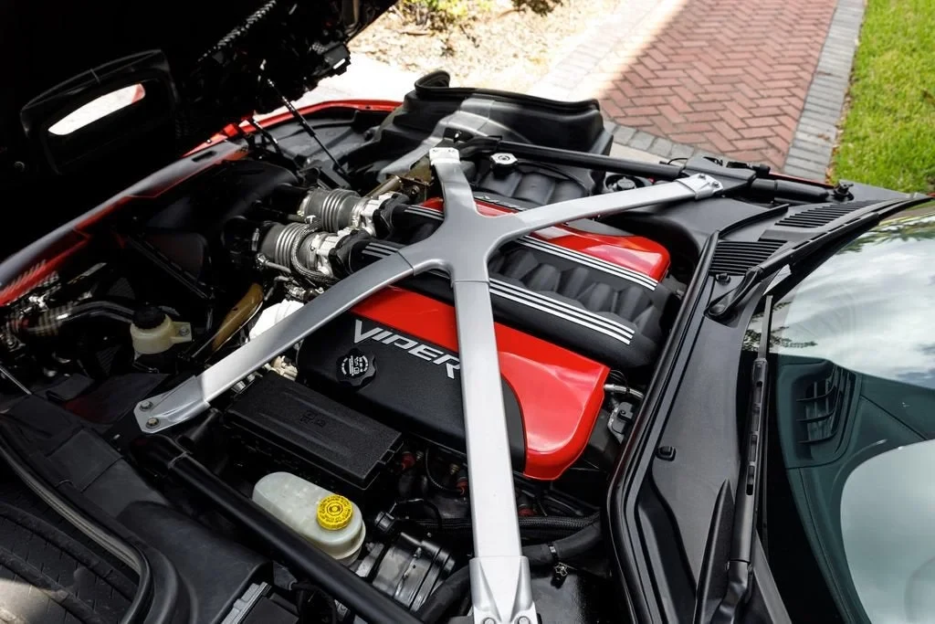 2017 Dodge Viper GTC, 15/20