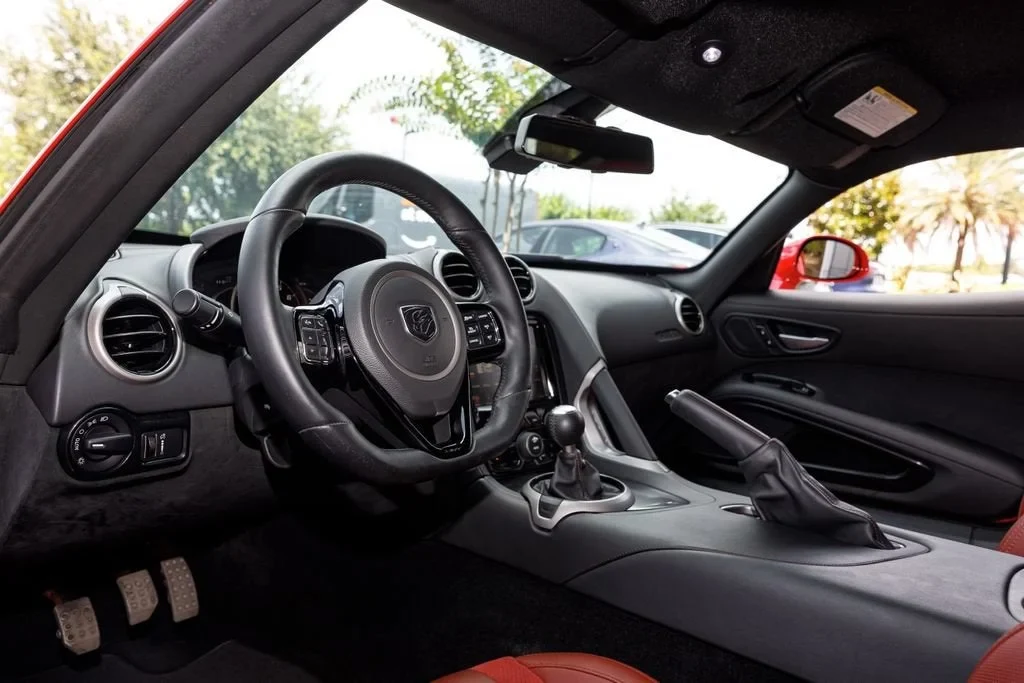 2017 Dodge Viper GTC, 16/20