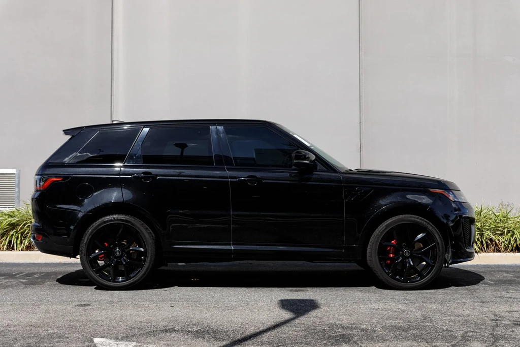 2022 Land Rover Range Rover Sport SVR, 6/20