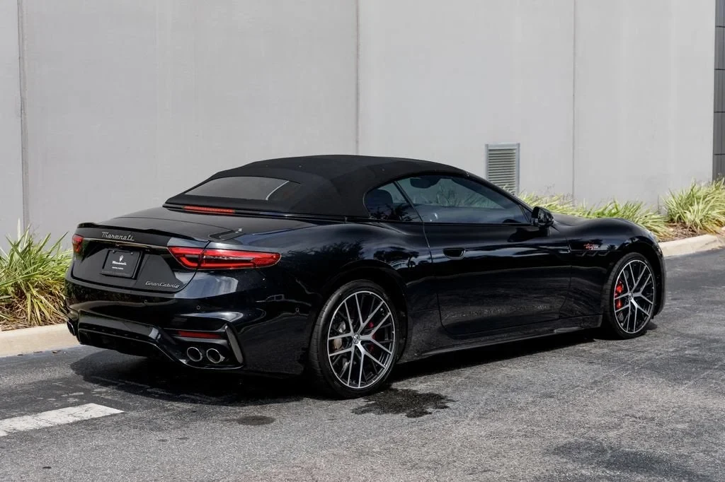 2024 Maserati GranCabrio Trofeo, 5/20