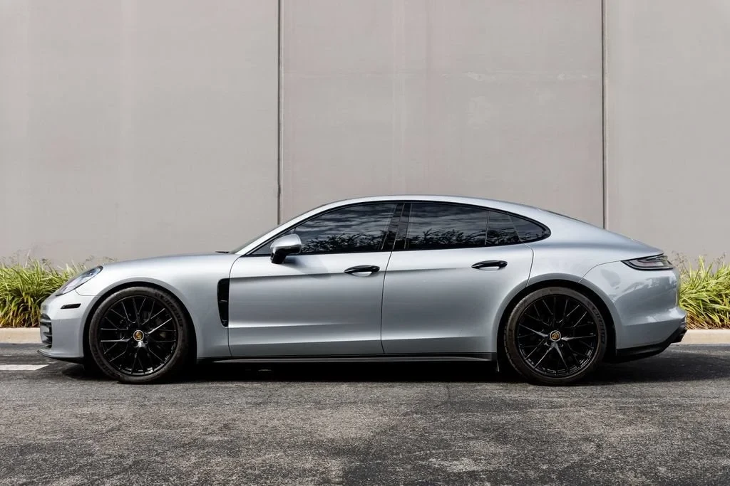 2021 Porsche Panamera, 2/20