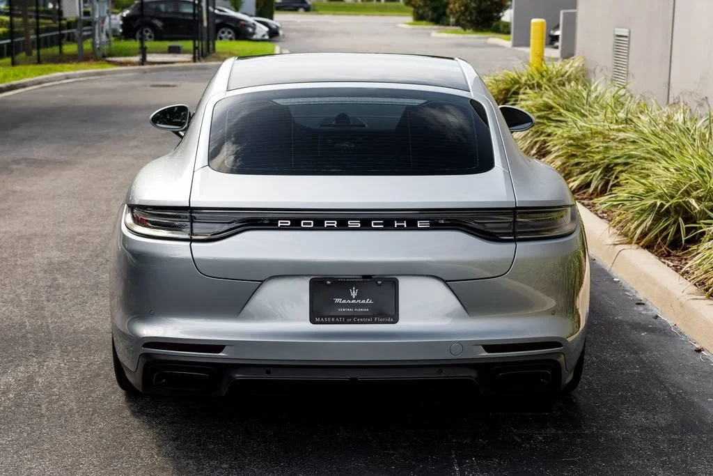 2021 Porsche Panamera, 4/20