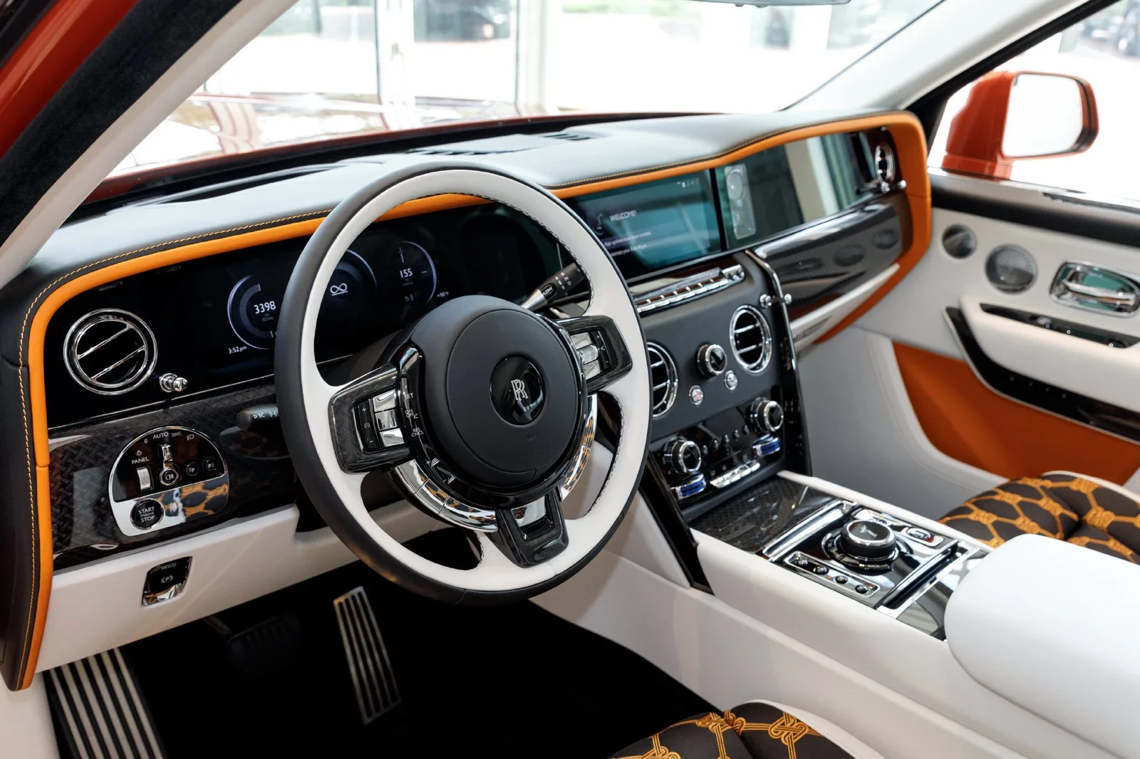 2026 Rolls-Royce Cullinan Black Badge, 9/30