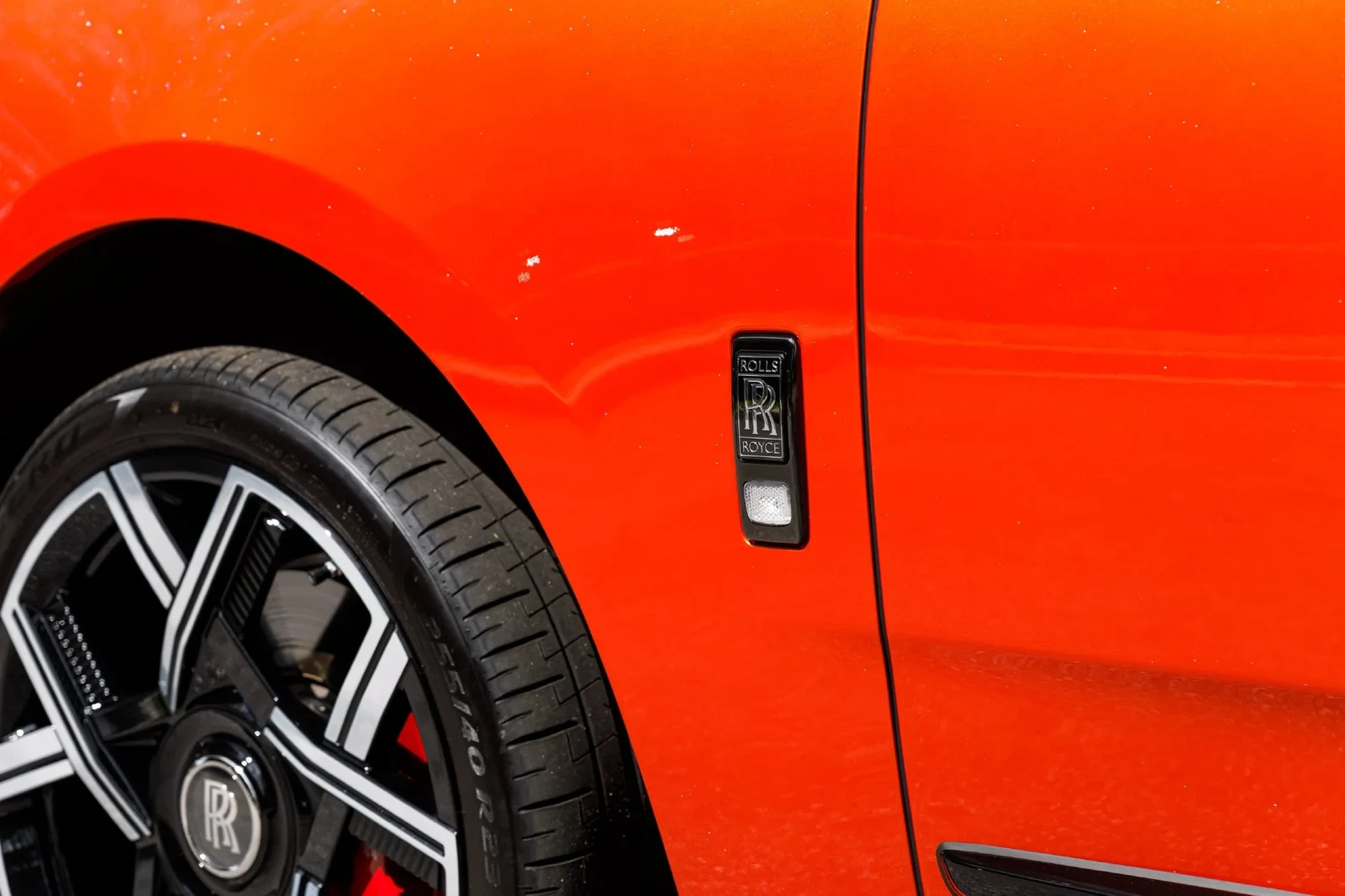2026 Rolls-Royce Cullinan Black Badge, 18/30