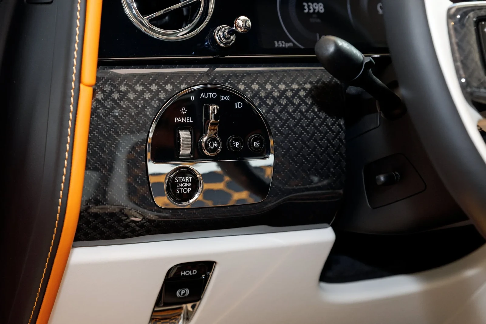 2026 Rolls-Royce Cullinan Black Badge, 28/30