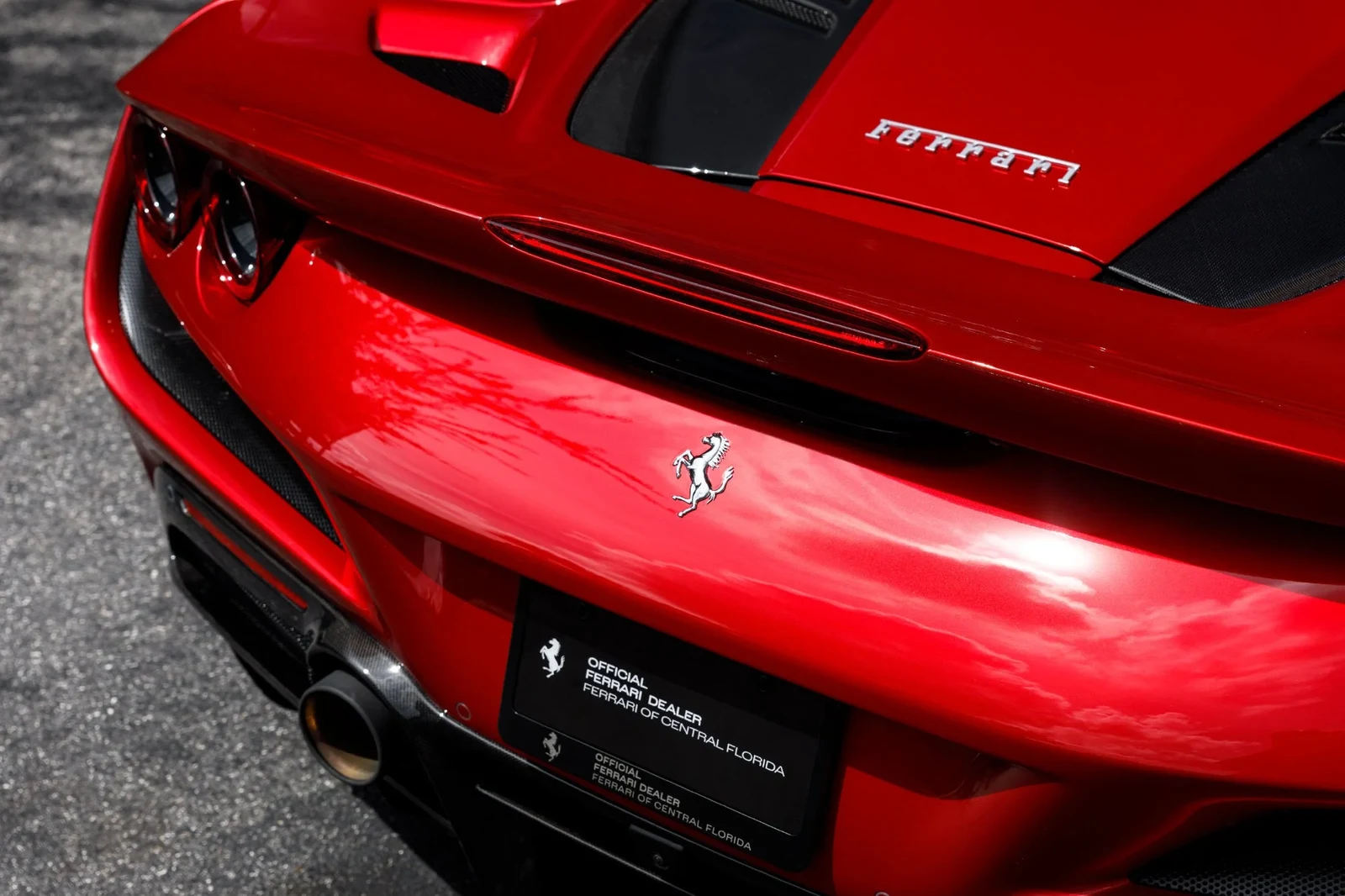 2023 Ferrari F8 Spider, 4/30