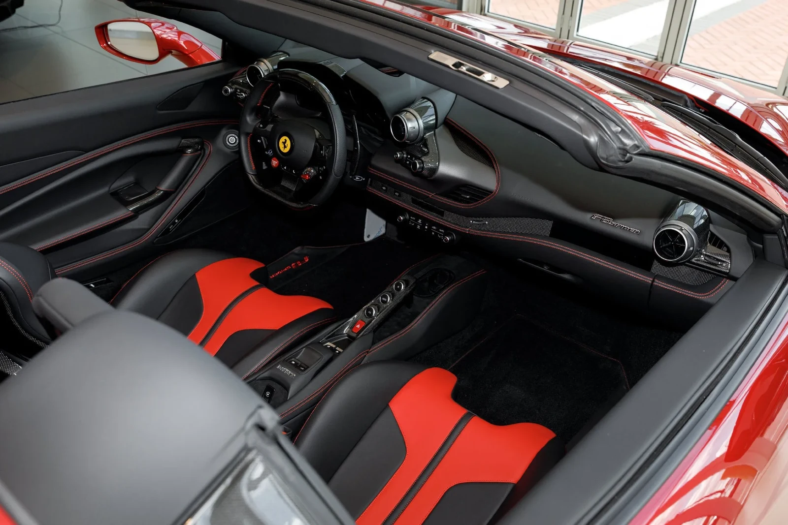 2023 Ferrari F8 Spider, 29/30