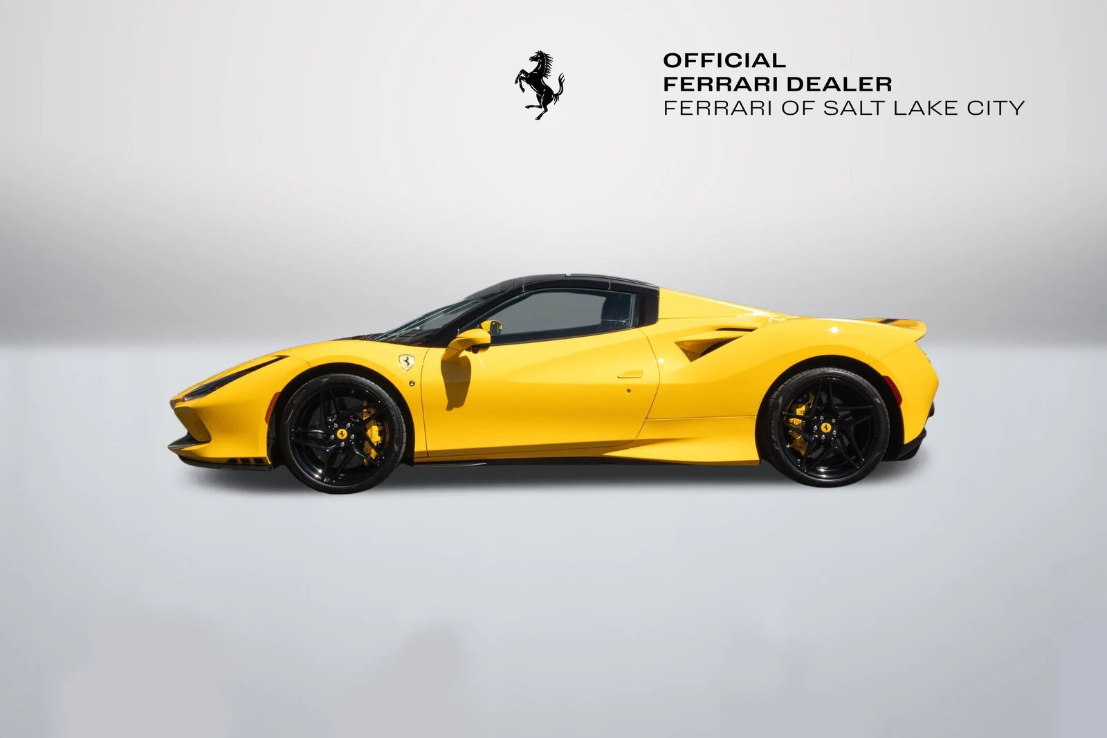 2021 Ferrari F8 Spider, 2/19