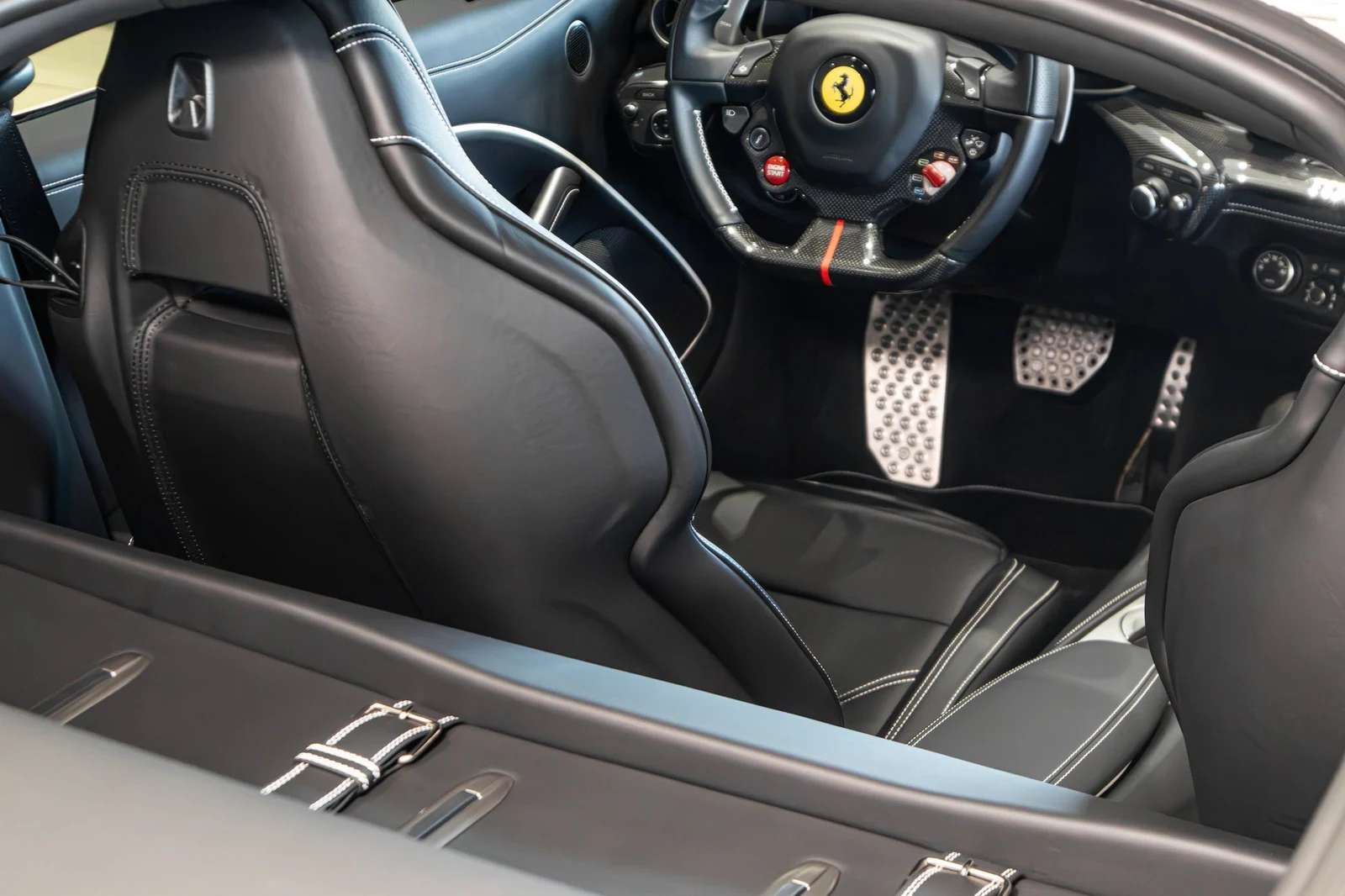 2017 Ferrari F12berlinetta, 6/20