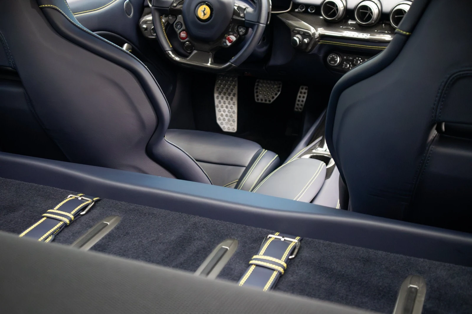 2017 Ferrari F12berlinetta, 6/18