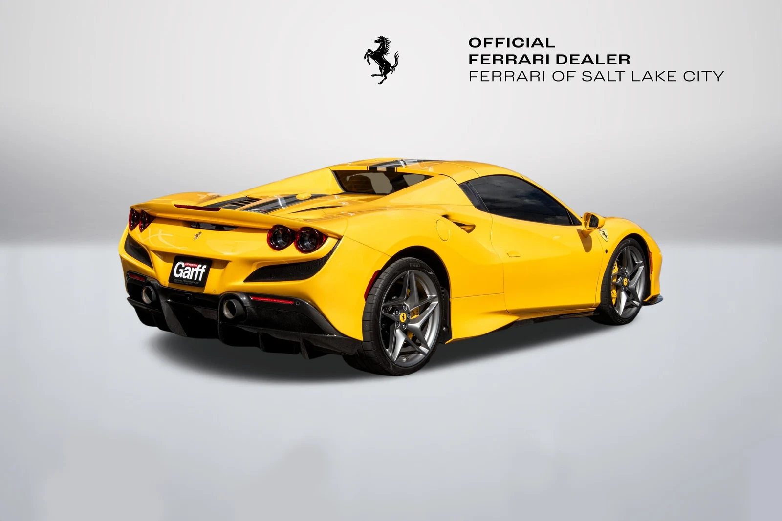 2021 Ferrari F8 Spider, 6/15