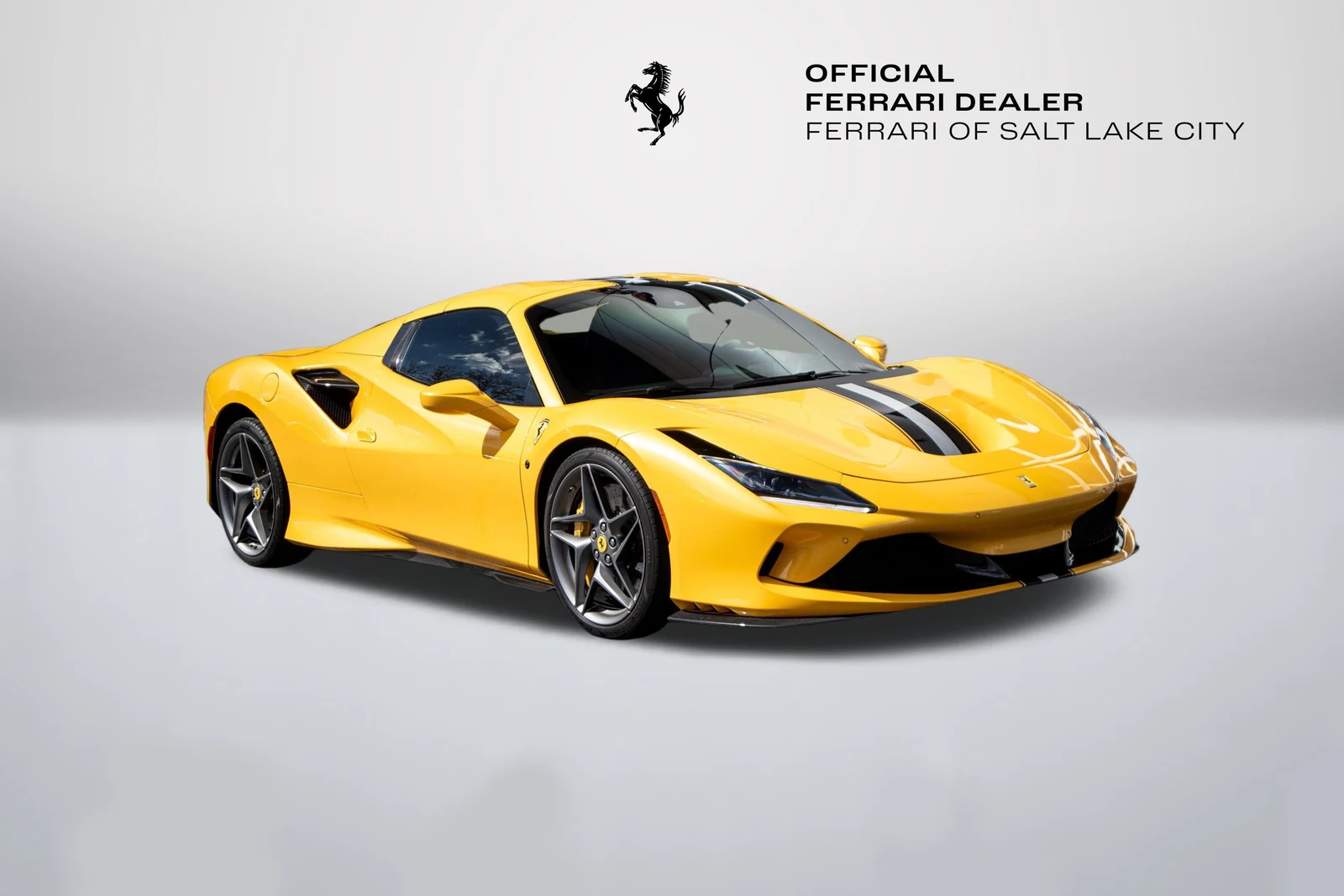 2021 Ferrari F8 Spider, 8/15