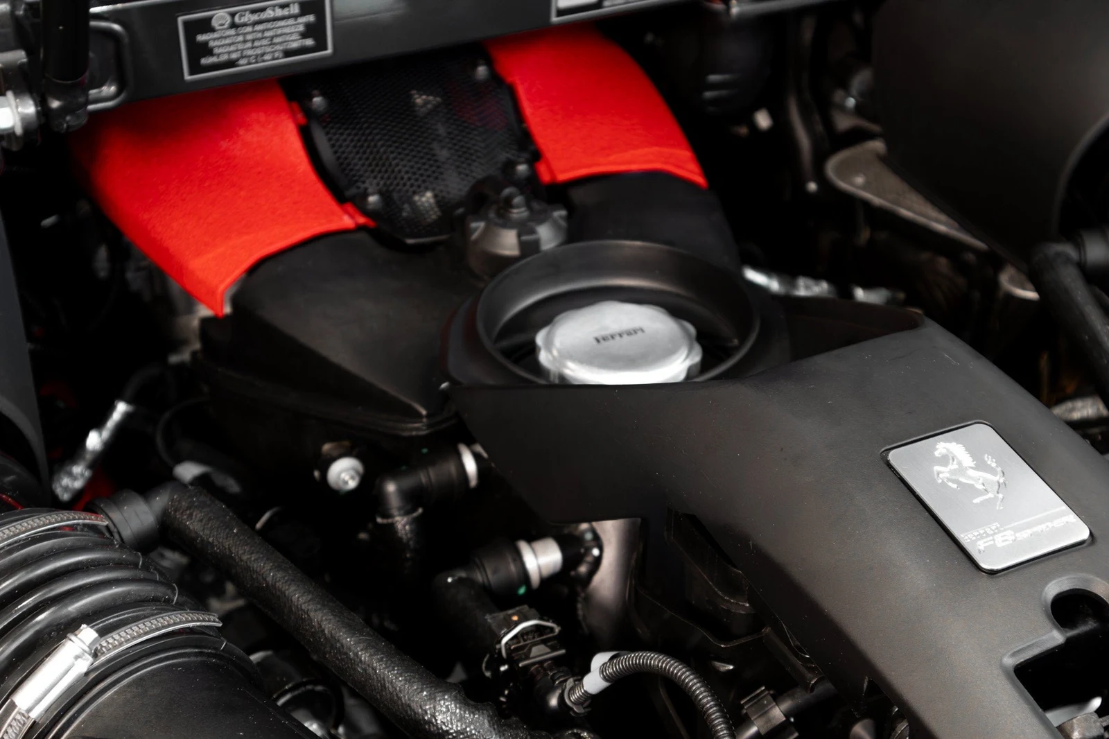 2022 Ferrari F8 Spider, 8/20