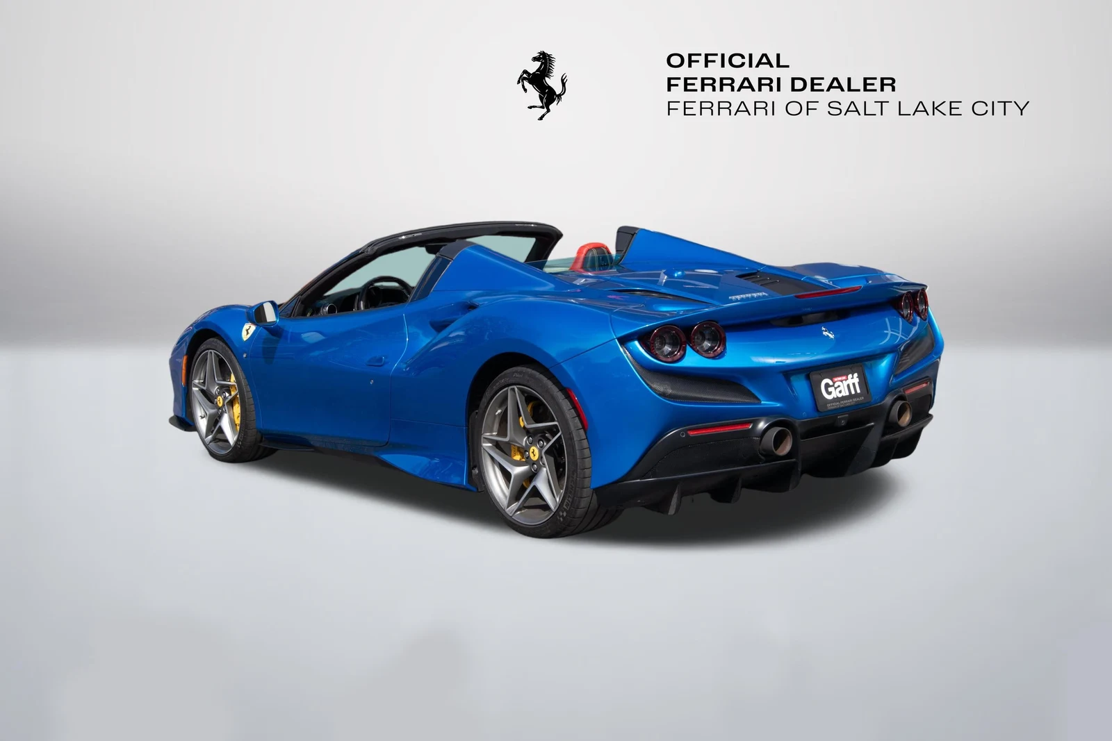 2022 Ferrari F8 Spider, 4/20