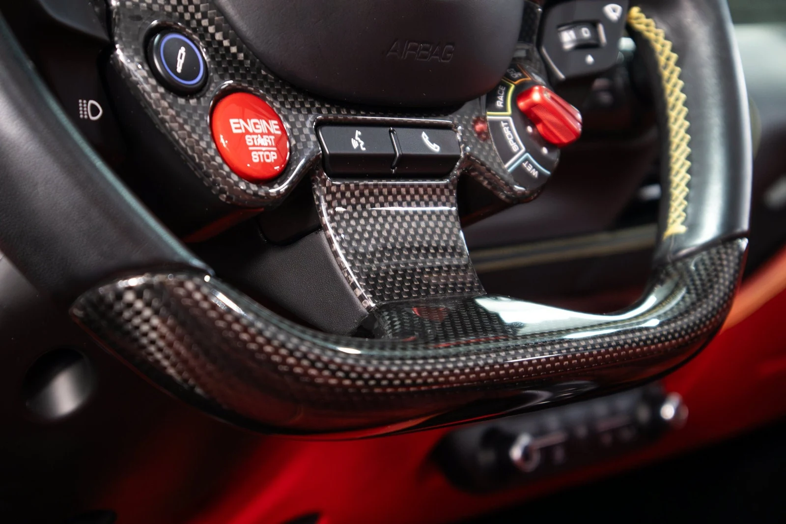 2022 Ferrari F8 Spider, 18/20