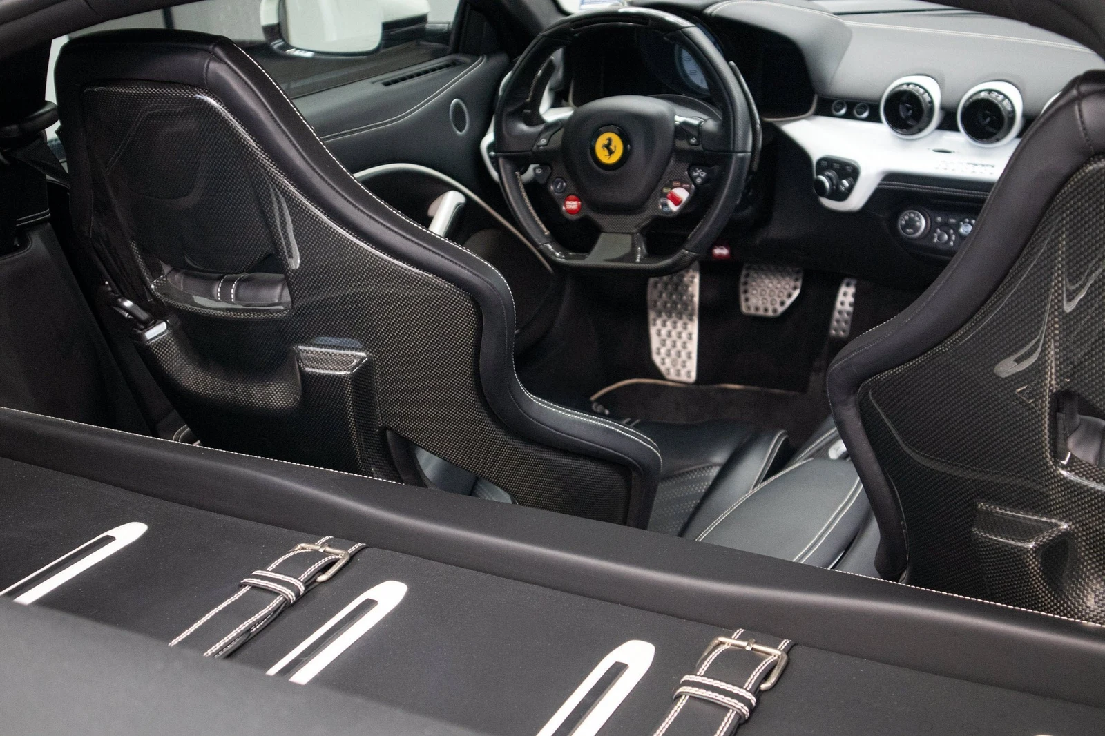 2016 Ferrari F12berlinetta, 6/17