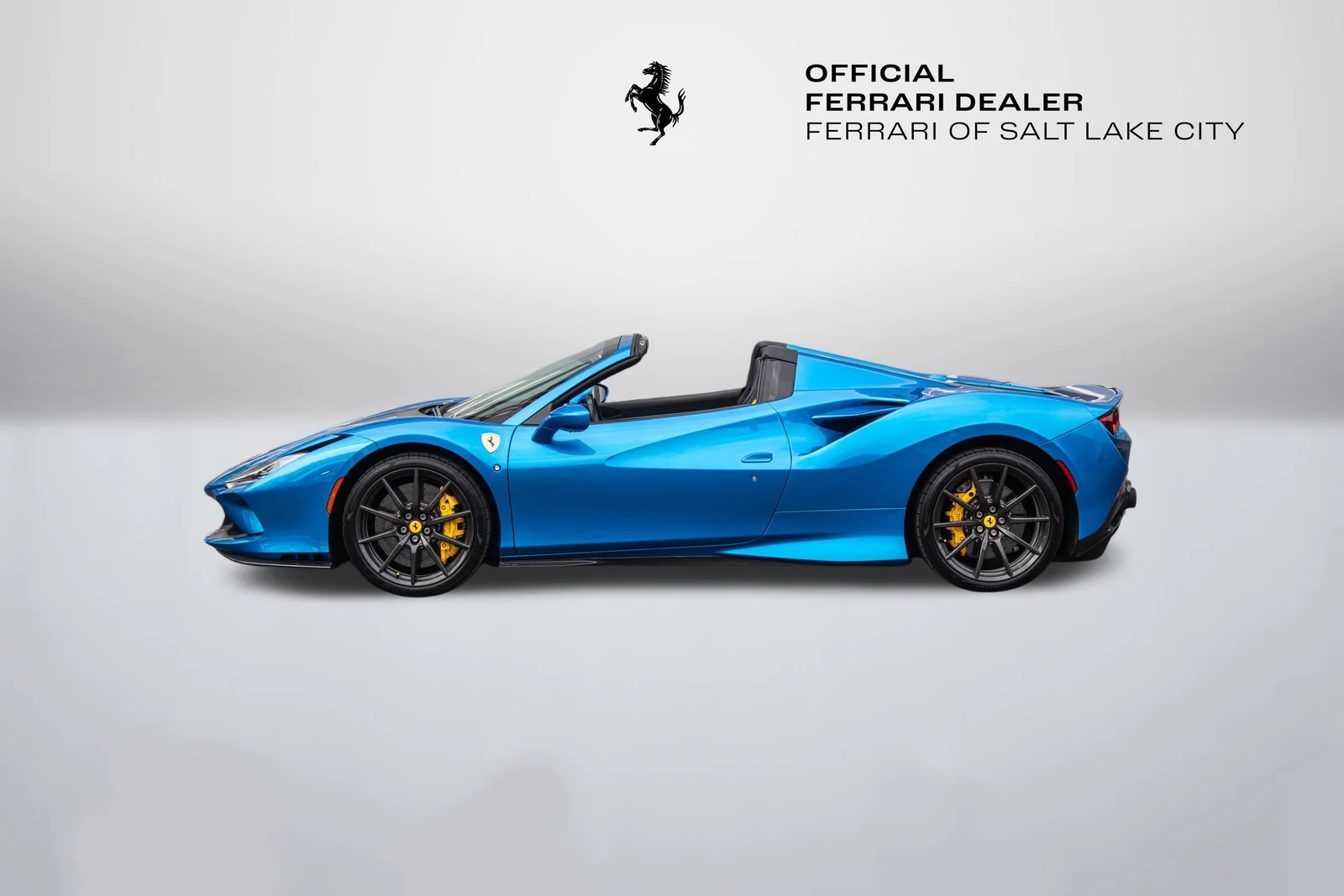 2022 Ferrari F8 Spider, 2/20