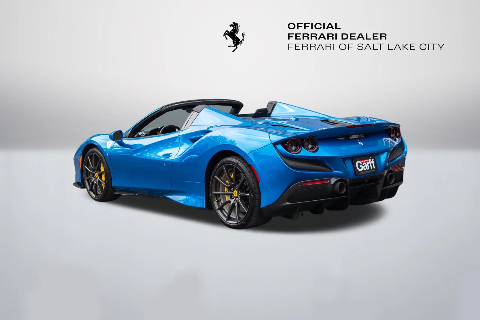 2022 Ferrari F8 Spider, 3/20