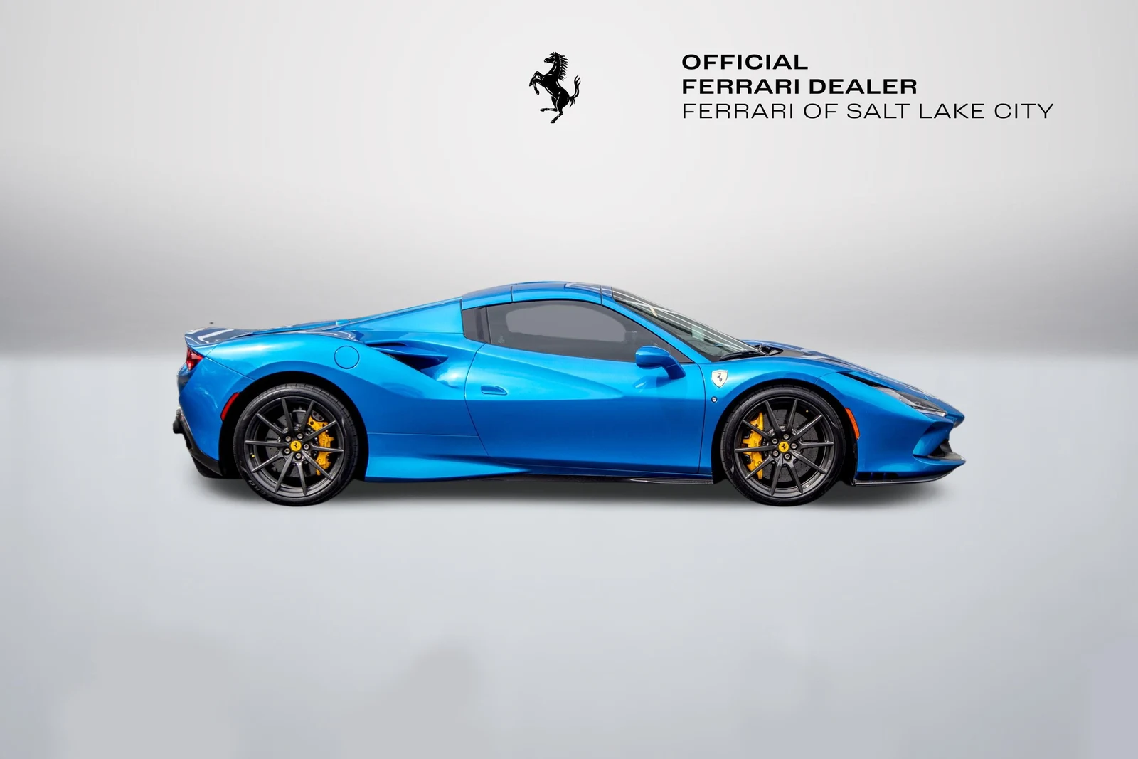 2022 Ferrari F8 Spider, 8/20