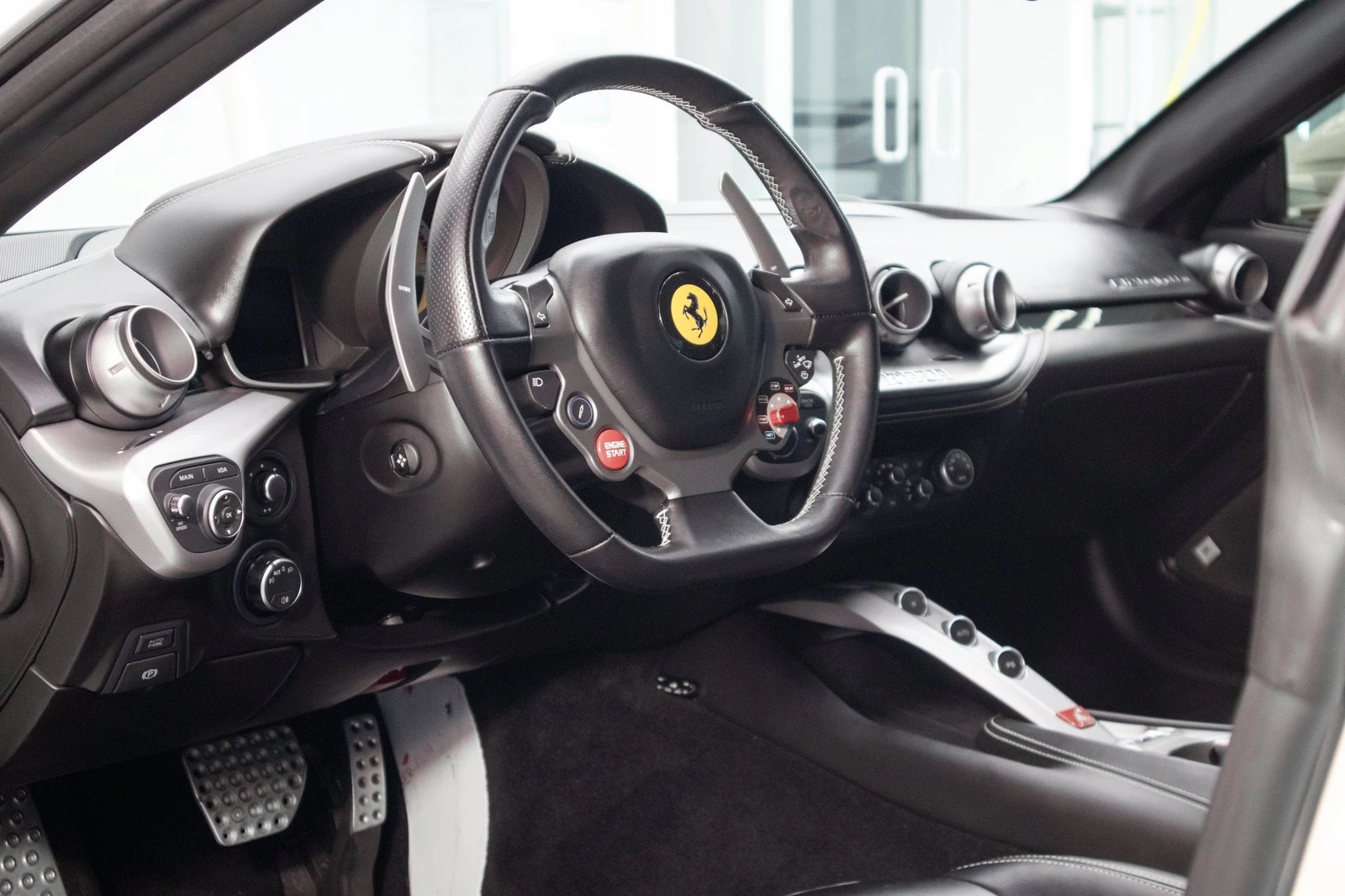 2015 Ferrari F12berlinetta, 12/18