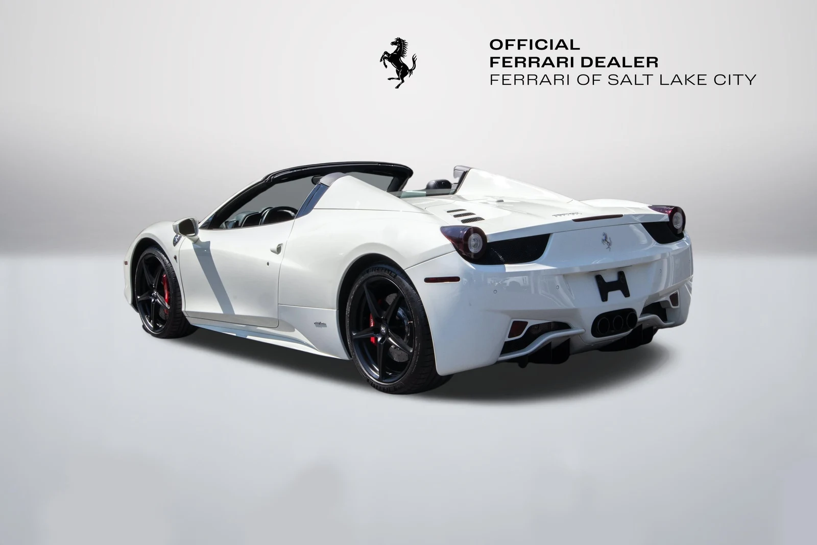 2013 Ferrari 458 Spider, 3/17