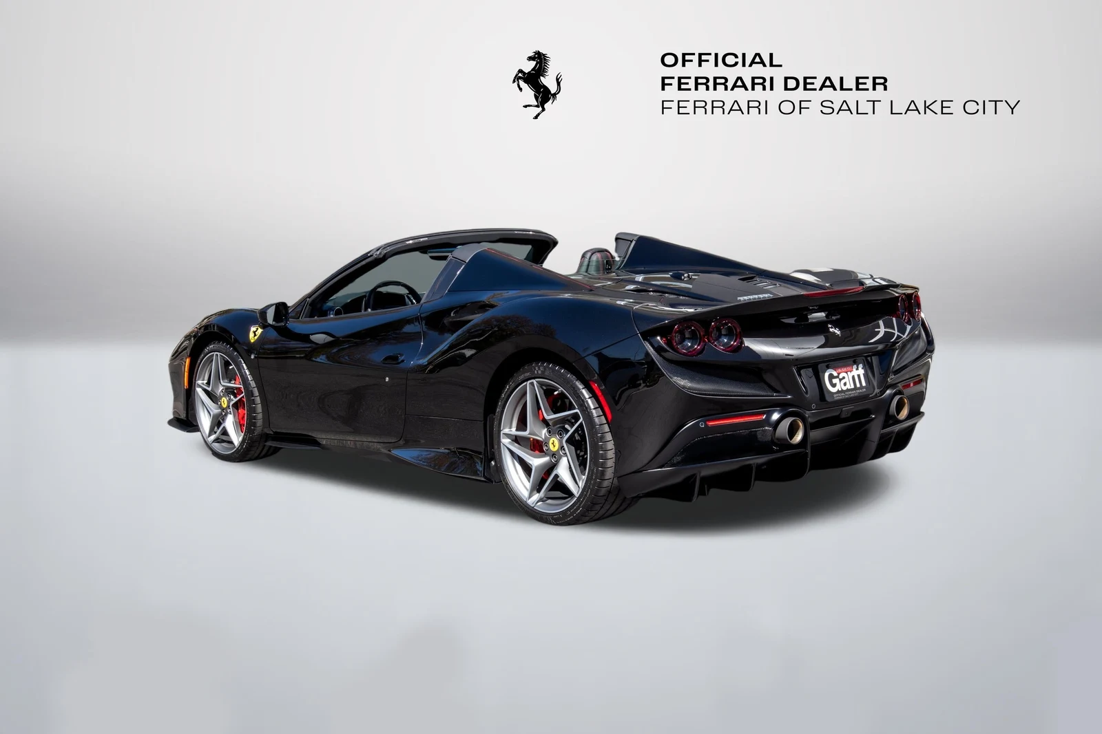2022 Ferrari F8 Spider, 3/19