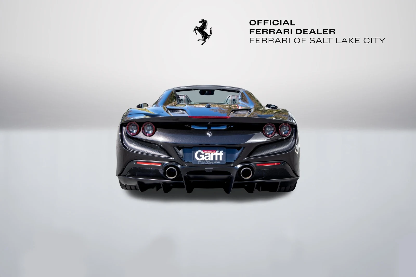 2022 Ferrari F8 Spider, 4/19