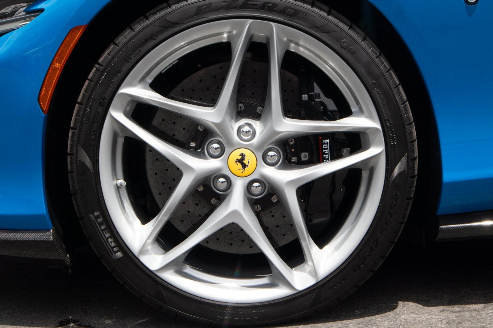 2024 Ferrari Roma Spider, 12/20