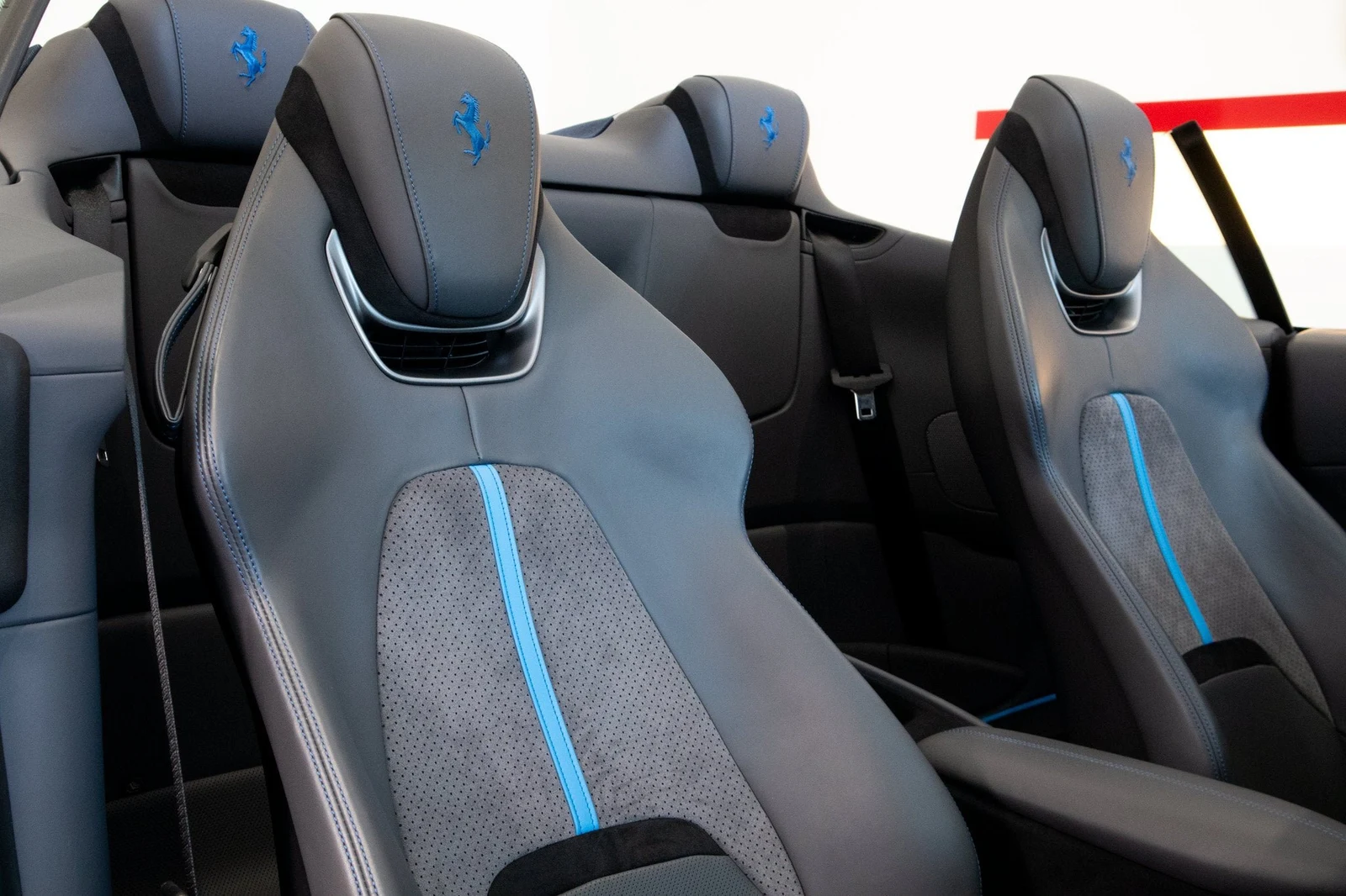 2024 Ferrari Roma Spider, 14/20