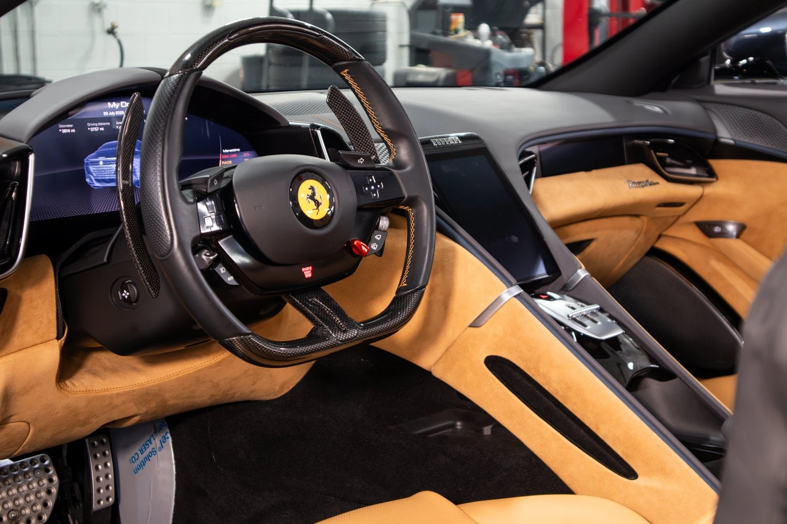 2025 Ferrari Roma Spider, 13/19