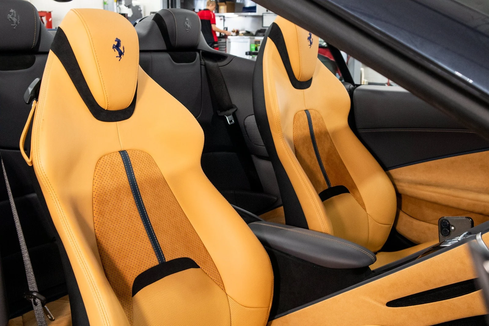 2025 Ferrari Roma Spider, 14/19