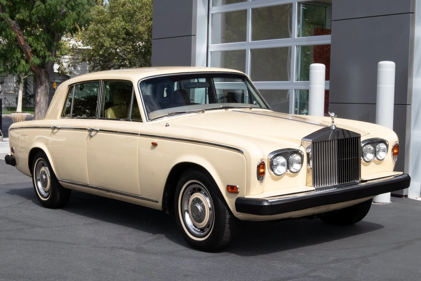 1976 Rolls-Royce Silver Shadow, 8/18