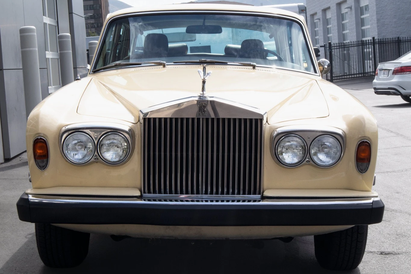 1976 Rolls-Royce Silver Shadow, 9/18