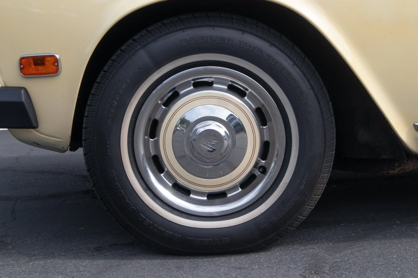 1976 Rolls-Royce Silver Shadow, 12/18