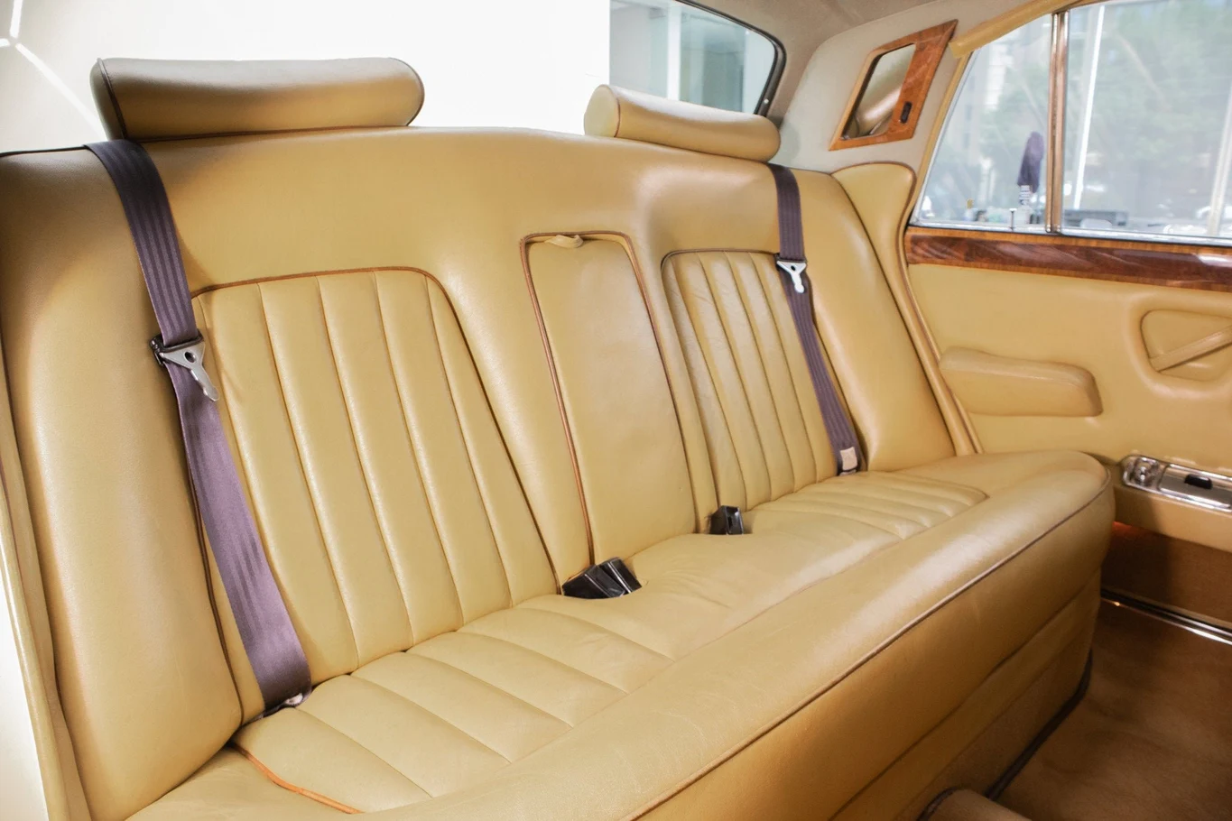 1976 Rolls-Royce Silver Shadow, 17/18