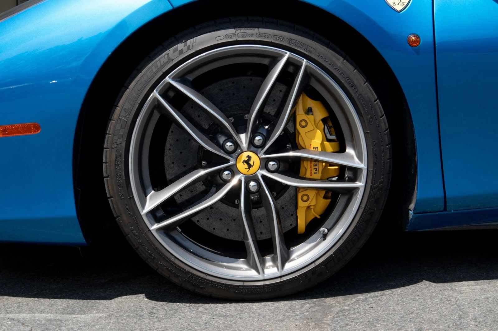 2018 Ferrari 488 Spider, 11/16