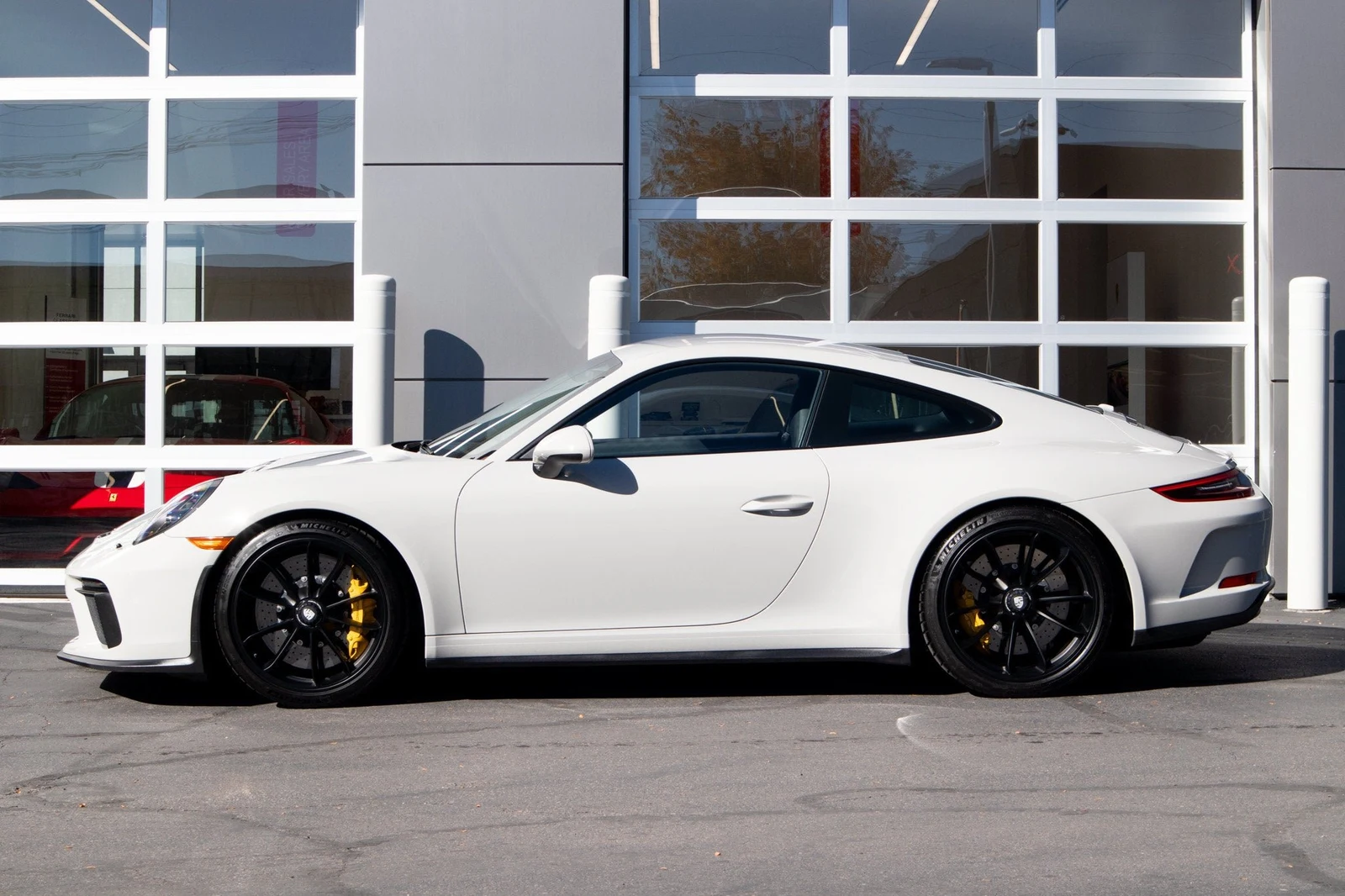 2019 Porsche 911 GT3 Touring for sale, exterior, White