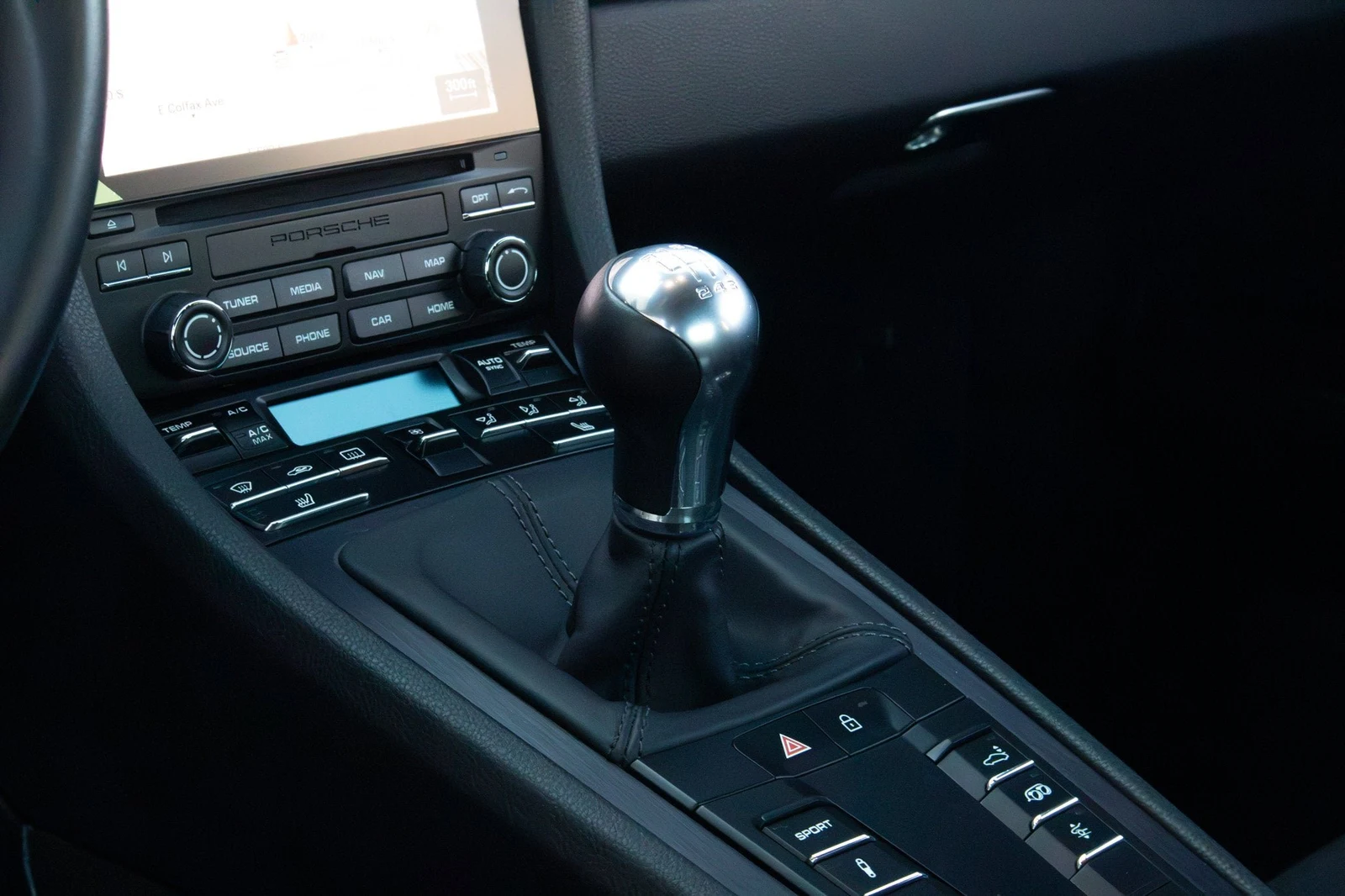 2019 Porsche 911 GT3 Touring interior, center console