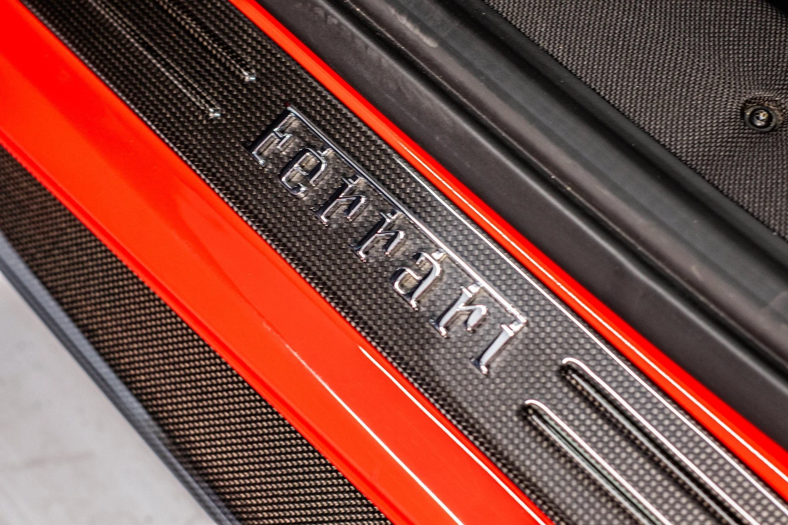 2020 Ferrari 488 Pista interior, door sill, Alcantara Nero