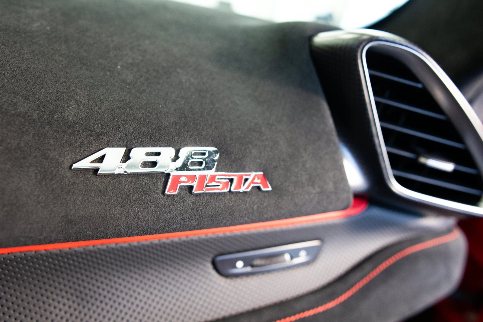 2020 Ferrari 488 Pista for sale, photo 16 of 18